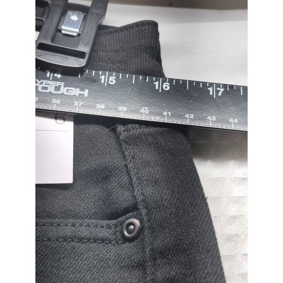 New Women's Sonoma Goods For Life Black Curvy High Rise Cuffed Shorts Size 6 - Picture 3 of 8